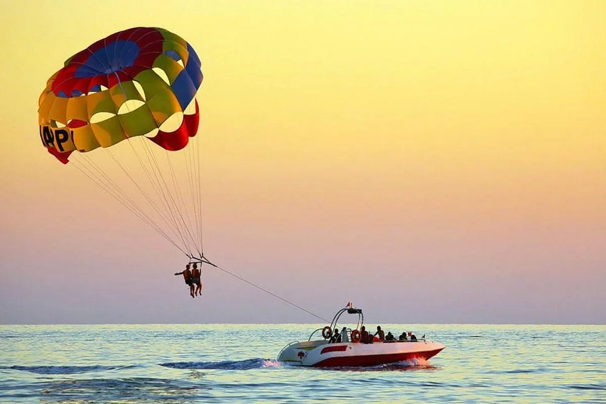parasailing in goa